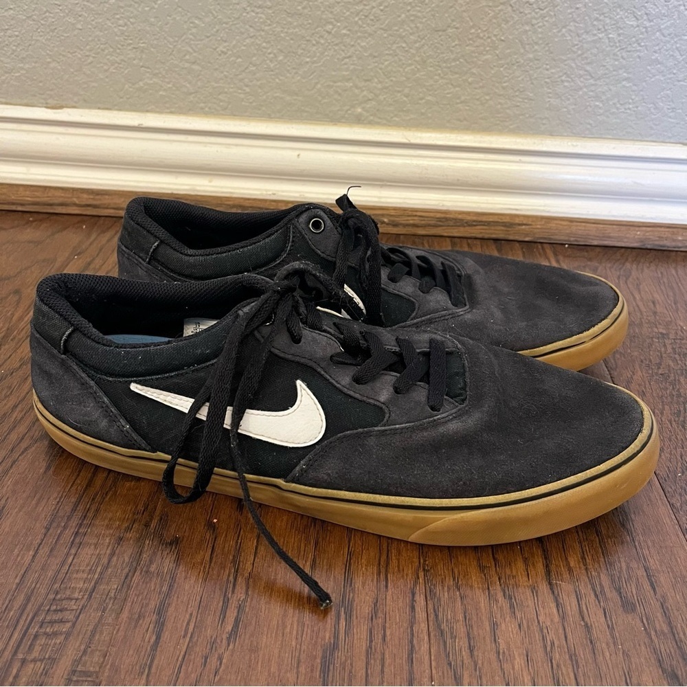 Nike SB Chron Black Gum Shoes Size 13 DM3492-002